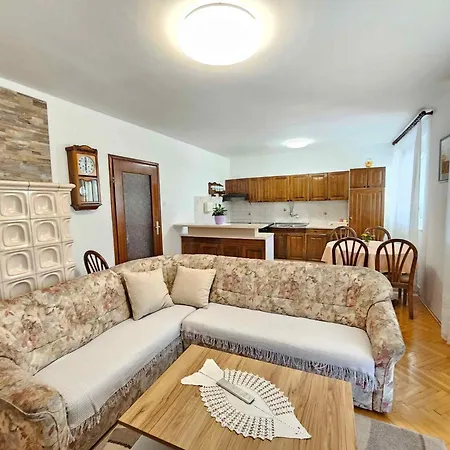 Apartman In 15492