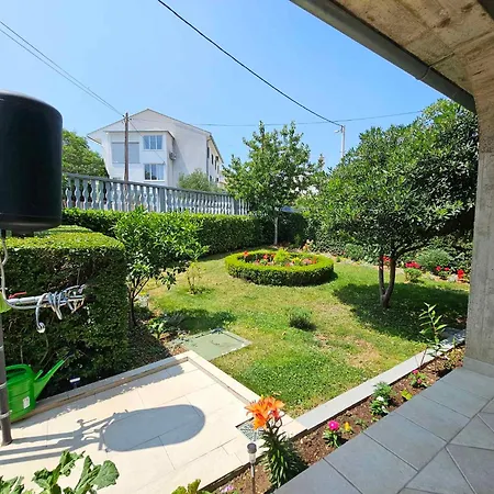 Апартаменты In 15492 *